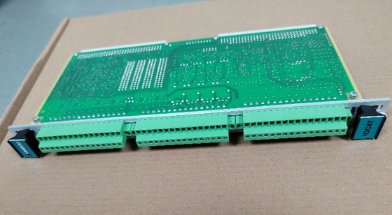 Η κάρτα I/O IOC4T 200-560-000-114 λειτουργεί ως διεπαφή σήματος για την προστασία μηχανών και την παρακολούθηση της βασικής κατάστασης