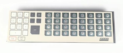 Foxboro P0903CW Συνδυασμός 32 LED / διακόπτη ζευγάρια ένα 16 τμήμα αριθμητικό πληκτρολόγιο και ένα NUM LOCK LED