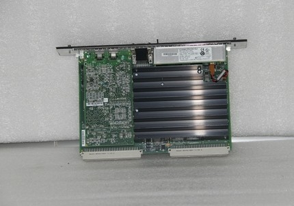 GE IC698CPE030 PACSystems RX7i Ελεγκτής Κεντρική μονάδα επεξεργασίας για συστήματα PLC