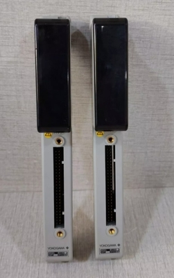 ADM52C YOKOGAWA Μονάδα εξόδου επαφής Τρανζίστορα Επικοινωνία 16 σημείων Σημείωσης Απομονωμένη Μονάδα υψηλής ποιότητας