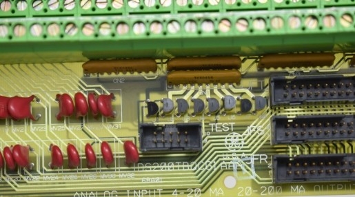 DS200TBQCG1A GE RST Ηλεκτρική αναλογική είσοδος Milliamp I/O Τερματισμού Μονούλης