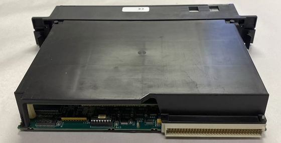 IC697CPM915 GE 32 MHz 32 bit Κεντρικός επεξεργαστής κυμαινόμενης μονάδας μνήμης 1 Mbyte