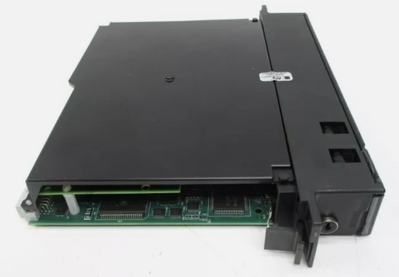 IC697CPX935 GE Single Slot CPU με τρεις σειριακές θύρες 32 Bit Κεντρική μονάδα επεξεργασίας πλωτών σημείων