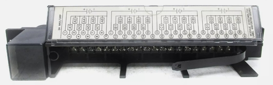 IC697MDL750 GE Διακριτές μονάδες εξόδου 24/48 Volt DC 0,5 Amp 32 μονάδες μονάδα εξόδου
