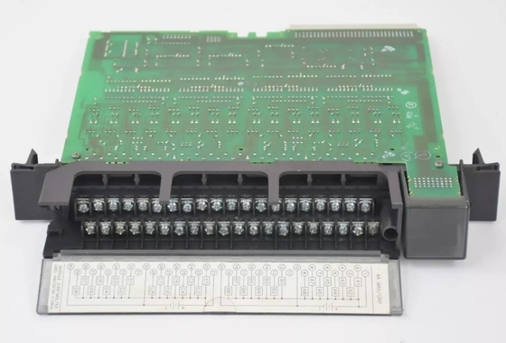 IC697MDL753 GE Διακριτές μονάδες εξόδου 5/48 Volt DC 0,5 Amp αρνητική λογική 32-σημείο μονάδα εξόδου