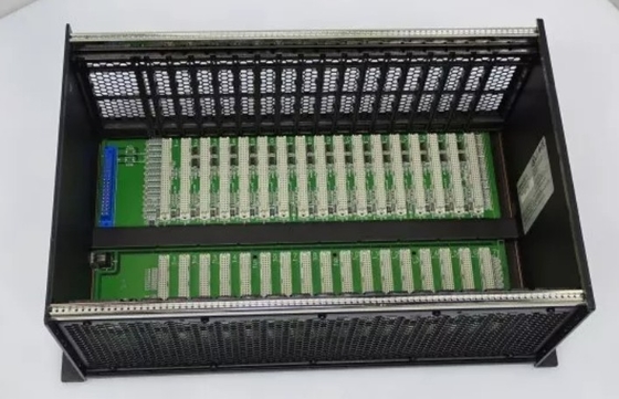 IC698CHS017 GE PACSystems RX7i Racks 17 Slot Προσωπική μονάδα επεξεργασίας και ρυθμίσεις I/O