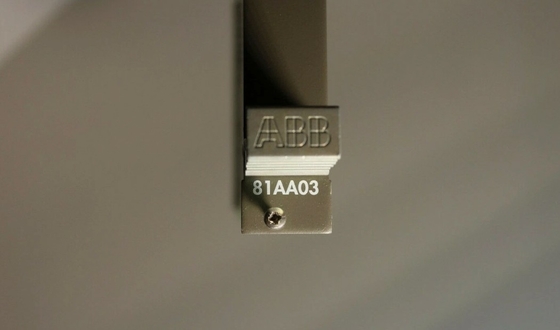81AA03A-E GJR2394100R1210 ABB Ενότητα εξόδου Αναλογική ενότητα IO