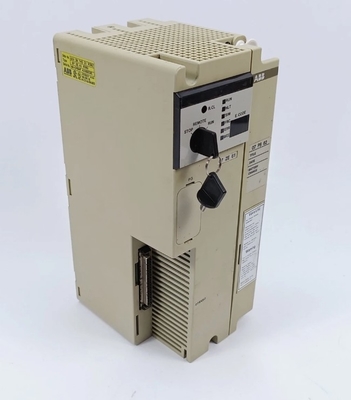 07ZE61 GJV3074321R302 ΑΒΒ Κεντρική μονάδα 2 Υποκατασκευές με 18 πύλες I/O