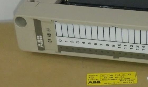 07AB61R1 GJV3074361R1 Μονάδα εξόδου ABB