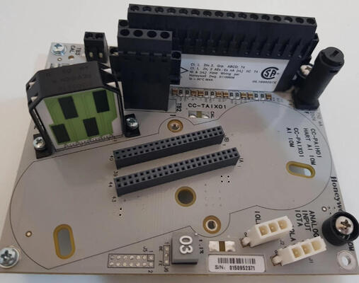 Honeywell CC-TAIM01 Μονάδα ανάλογης εισόδου χαμηλού επιπέδου με 64 πλήρως απομονωμένες εισόδους για θερμοσύνδετα και θερμοαντίστοιχους (-40 °C έως +70 °C)