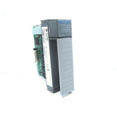 1746-OV32 Άλλεν Bradley SLC500 32 τρέχουσα βύθιση ενότητας 10-50VDC καναλιών ψηφιακή I/O