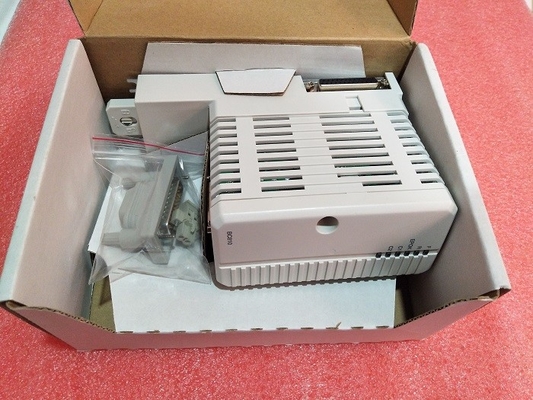 Το I/O DCS 3BSE07150R1 μονάδων CEX-λεωφορείων PLC AC800M BC820K01 ABB