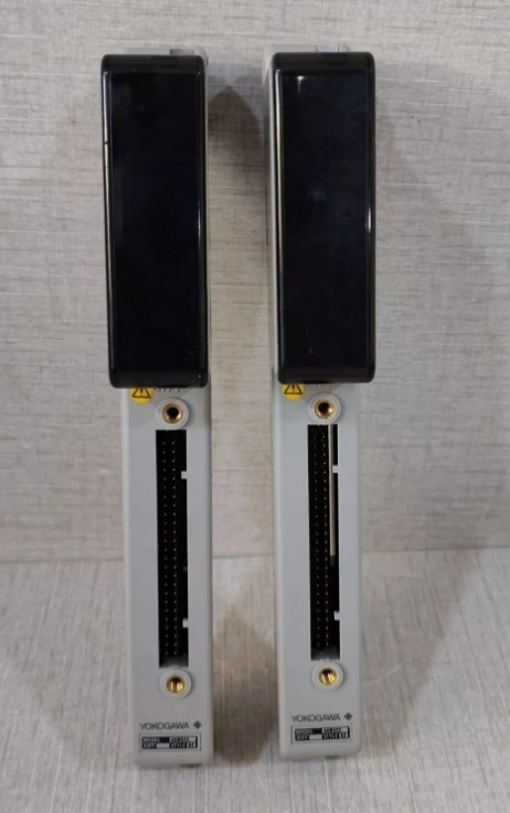 ADM52C YOKOGAWA Μονάδα εξόδου επαφής Τρανζίστορα Επικοινωνία 16 σημείων Σημείωσης Απομονωμένη Μονάδα υψηλής ποιότητας