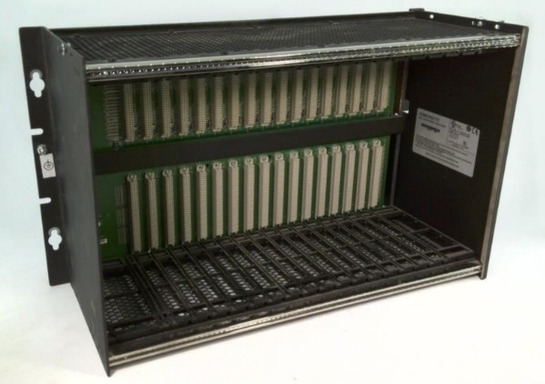 IC698CHS117 GE Rack 17-slot Front Rear Mount I/O VEM CPU Modules Υποστήριξη Προαιρετική συναρμολόγηση ανεμιστήρα ψύξης
