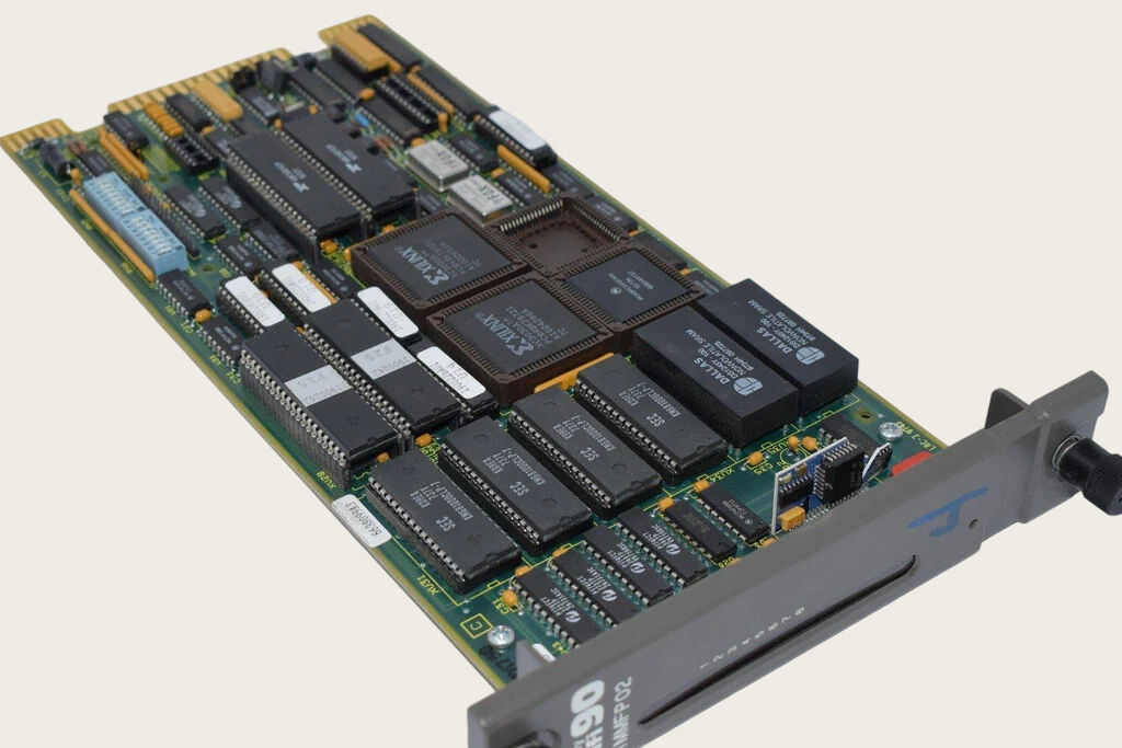 IMMFP02 ABB Πολυλειτουργικό Ρελέ Προστασίας με Προστασία Υπερεντάσεως, Συμπαγής Σχεδιασμός και Φιλικό προς τον Χρήστη Περιβάλλον