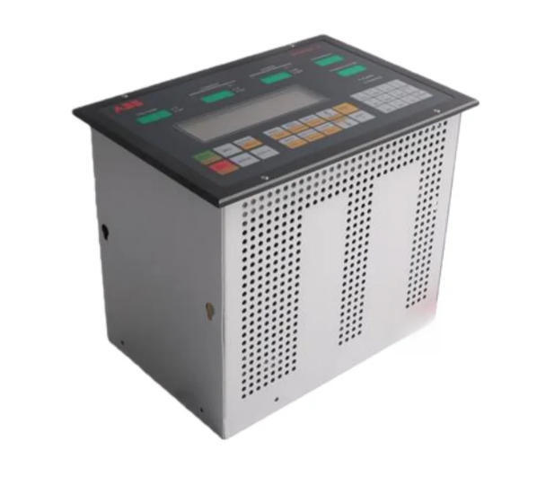 CMA120 3DDE300400 ABB Βασική μονάδα οθόνης ελέγχου με 3-θέση συρόμενο διακόπτη 8 ψηφιακές εισόδους και 4 αναλογικές εισόδους