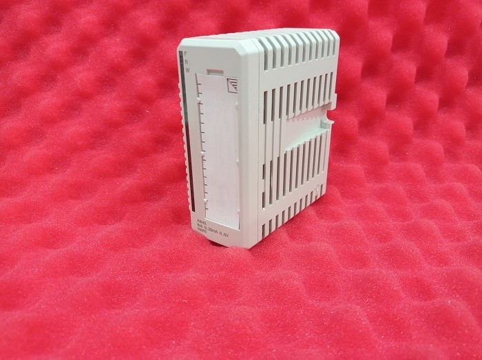Αναλογικό ΑΡΣΕΝΙΚΌ ΕΛΆΦΙ 8 CH S800 I/O εισαγωγής S/R PLC AI845 3BSE023675R1 ABB